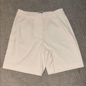 Express Cream Trouser Shorts